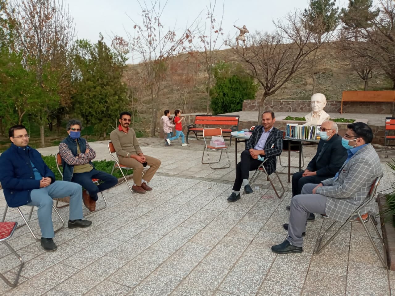 نوروزگاه ۱۴۰۰ انجمن شعر و ادب قطب