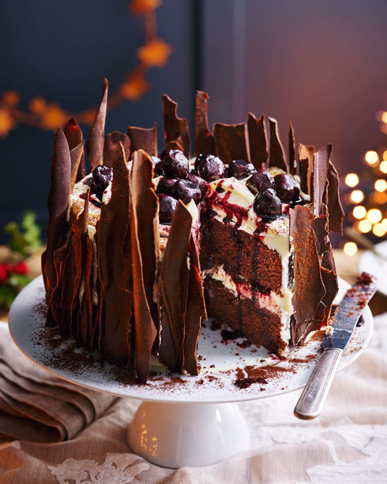 [تصویر:  black_forest_gateau_768x960.jpg]