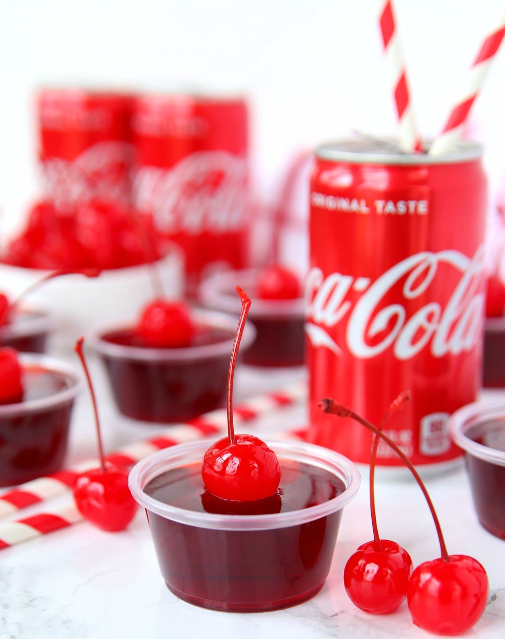 [تصویر:  Rum_and_Cherry_Coke_Jello_Shots_2.jpg]