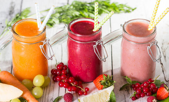 [تصویر:  smoothies_fuer_den_fruehling.jpg]