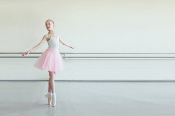 [تصویر:  ballet.jpg]